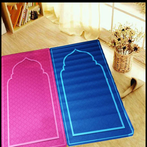 Travel Janamaz (Prayer Mat) – Washable & Durable Traditional Saudi Style Janamaz for Traveling